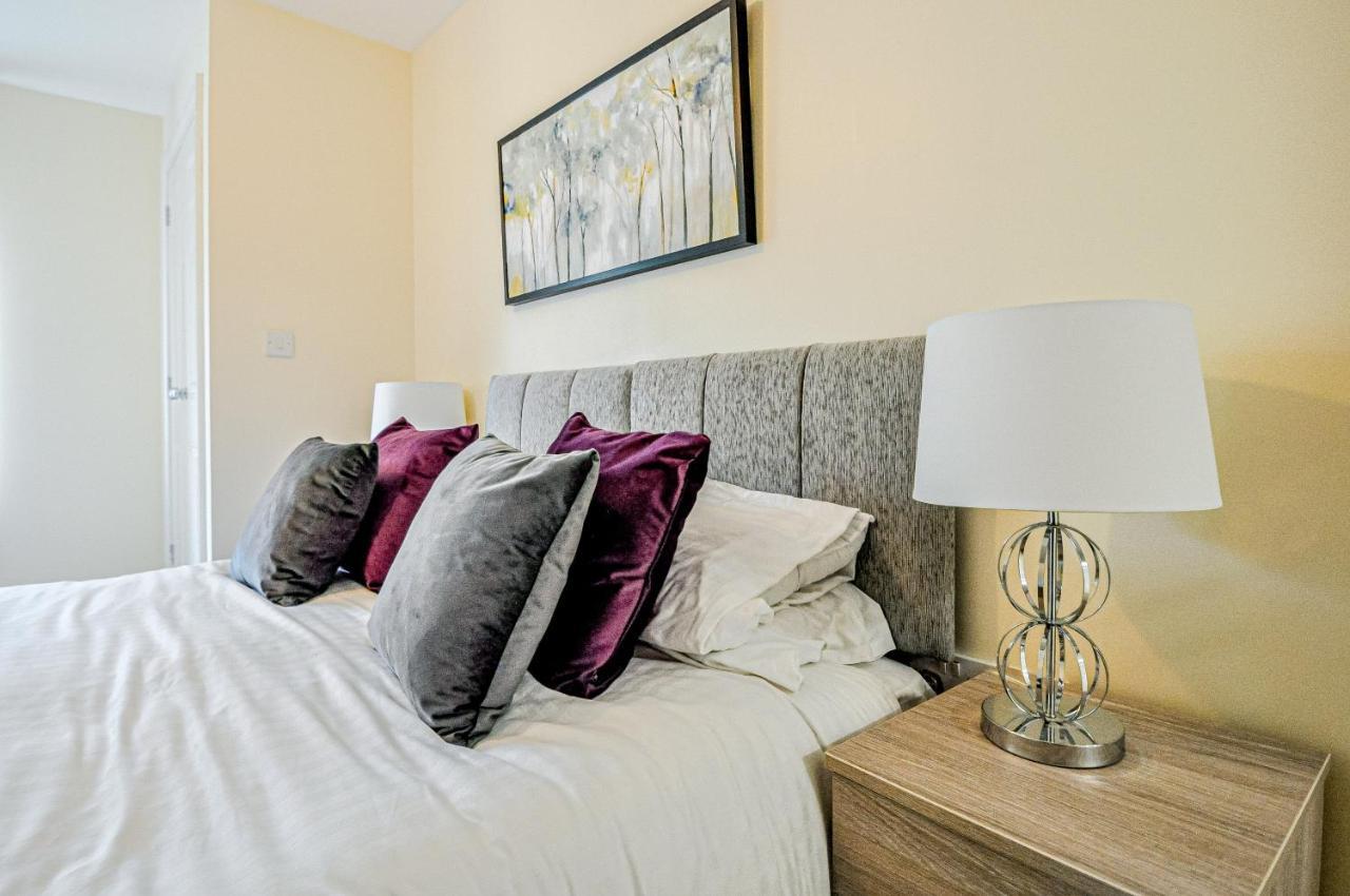 Kings Quarter - Four Bed Apartment - #0202 Maidenhead Exterior foto