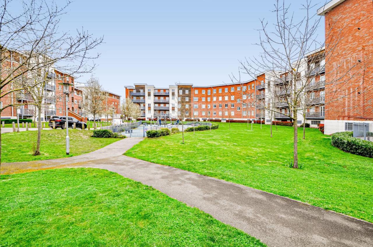 Kings Quarter - Four Bed Apartment - #0202 Maidenhead Exterior foto